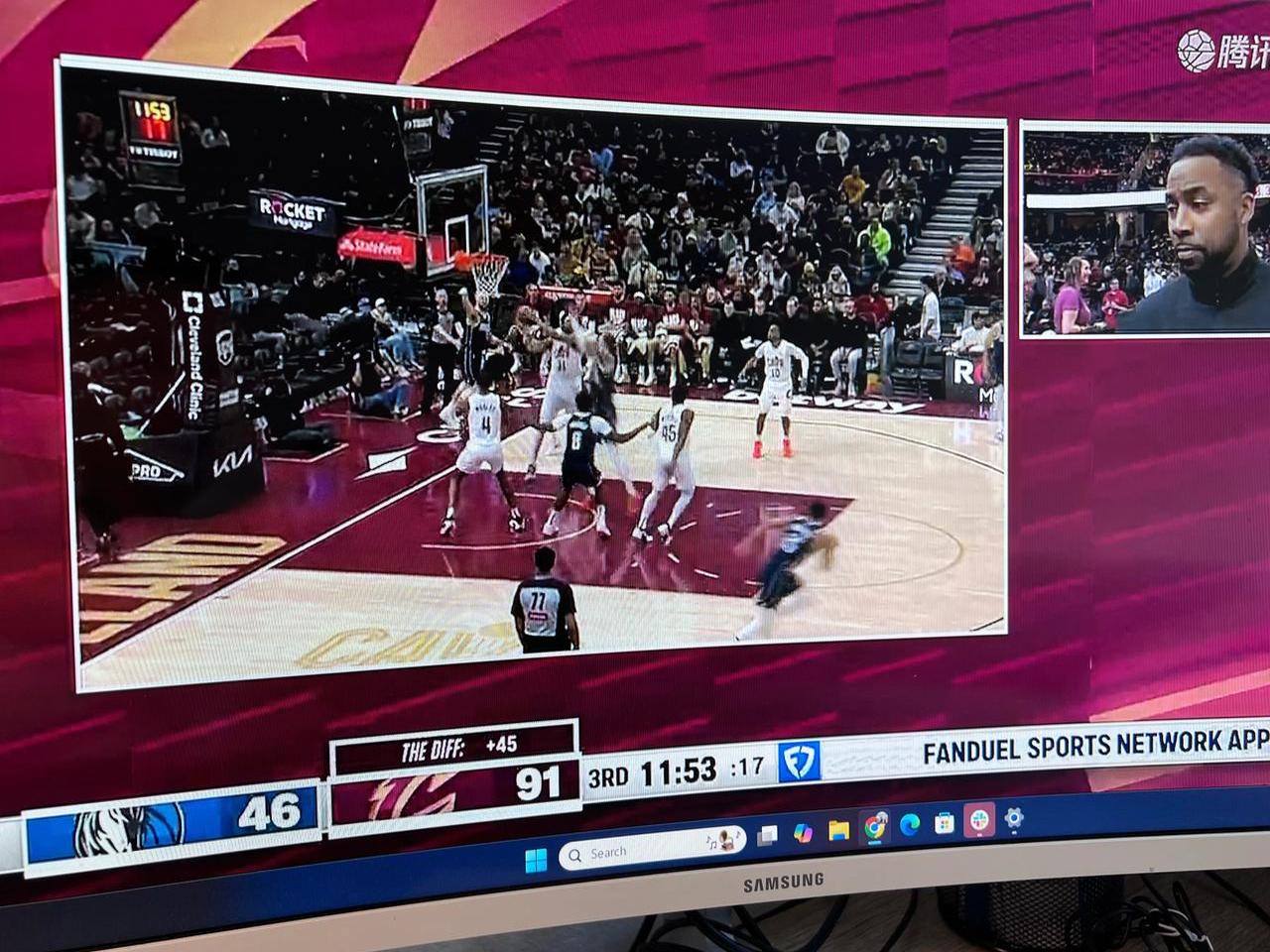 包含NBA总决赛赛程吃紧，达拉斯独行侠赛后手感冰凉，球迷炸锅，身体对抗强度拉满的词条