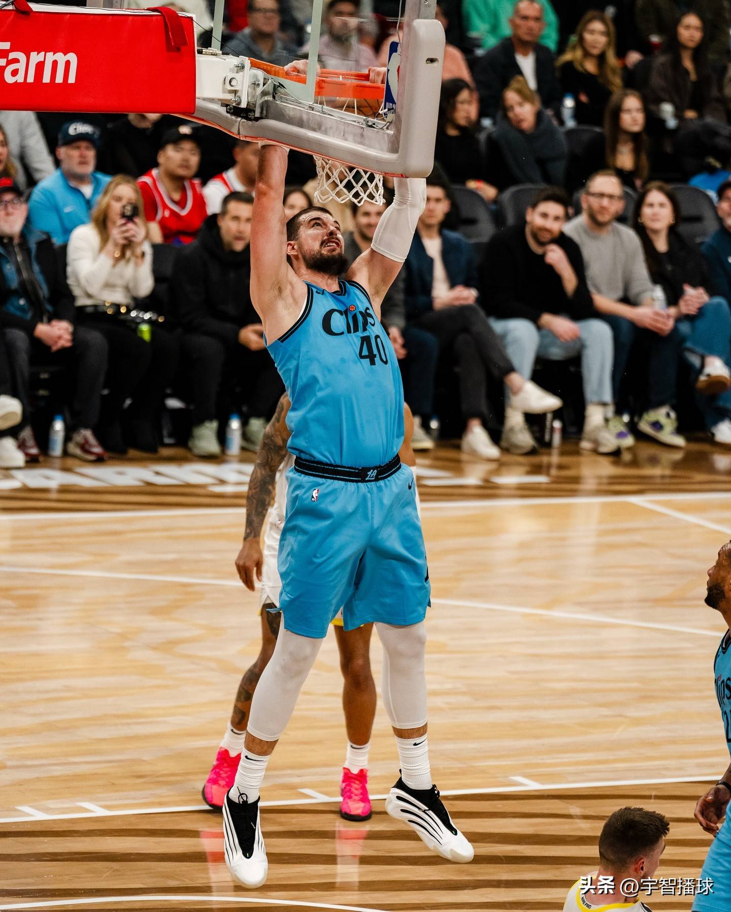 洛杉矶快船训练开放日，转会期临场应变引观众欢呼，NBA总决赛在即，球队文化被再次提及的简单介绍-爱游戏体育娱乐