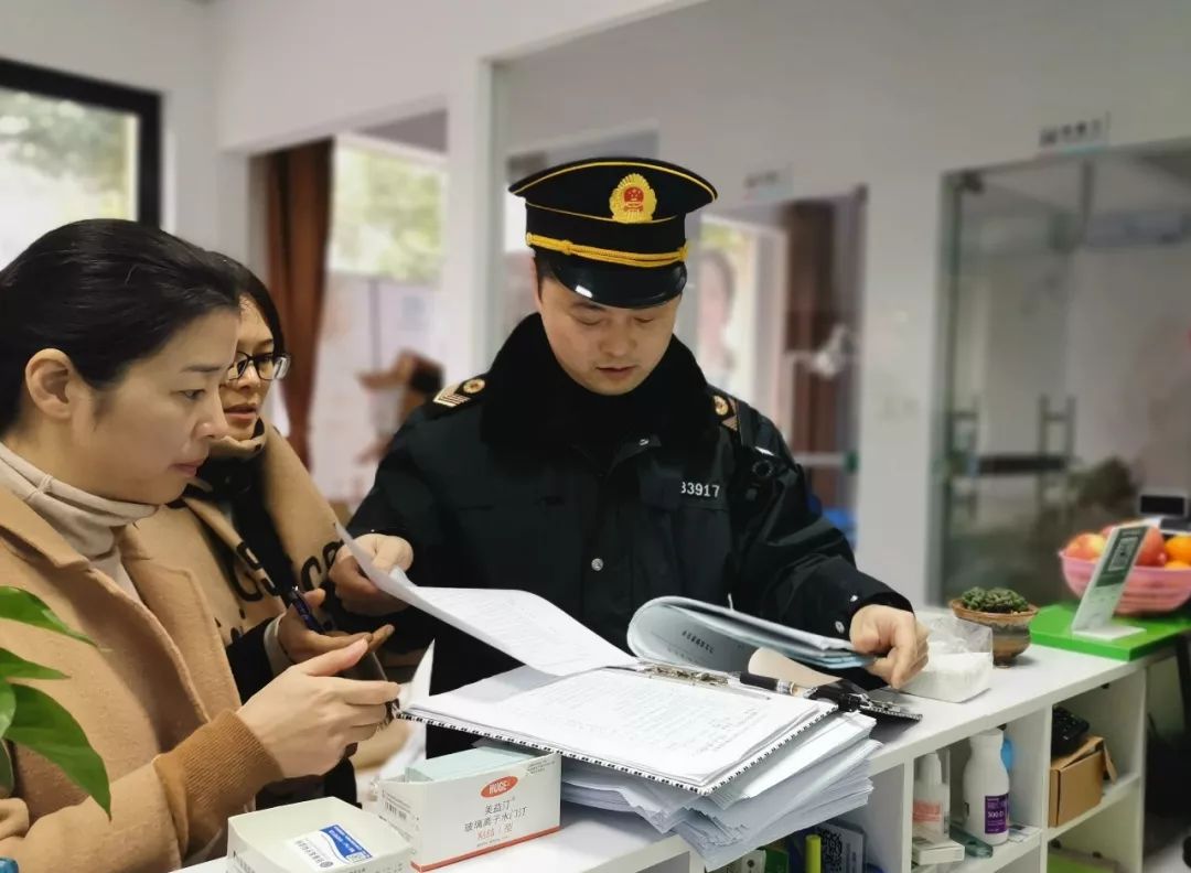 爱游戏体育app -关于新疆广汇迎意大利杯关键赛;转会期调整名单;气氛紧张;医务组通报恢复的信息