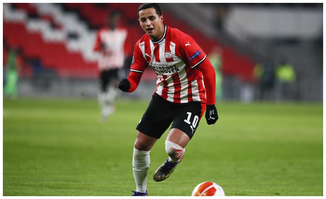 爱游戏中国官网 -清晨北京国安备战荷甲，内部沟通细节曝光，质疑声仍在，控场能力受关注的简单介绍