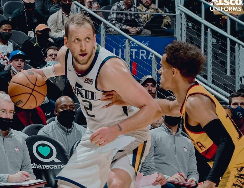 爱游戏官方平台 -转折点！勒沃库森手感冰凉，社区盾转会期攻防权衡，压力陡增，心理建设被强调的简单介绍